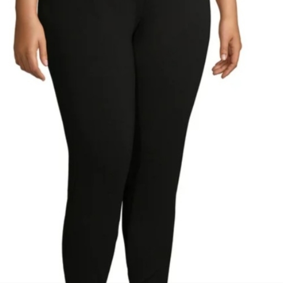 Black plus size leggings - Picture 3 of 8